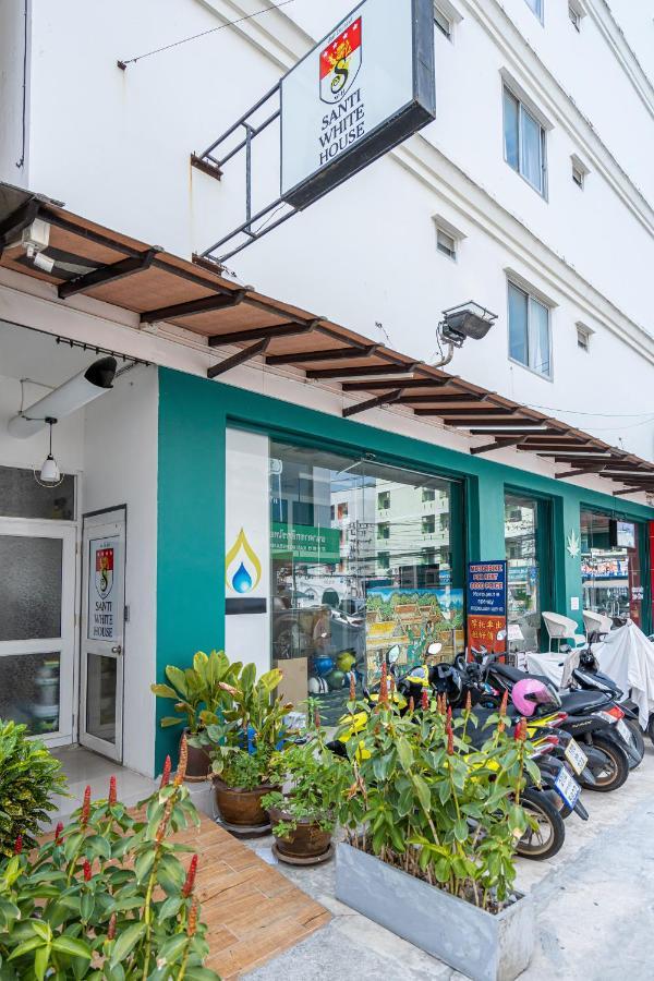 فندق Santi White House Patong المظهر الخارجي الصورة